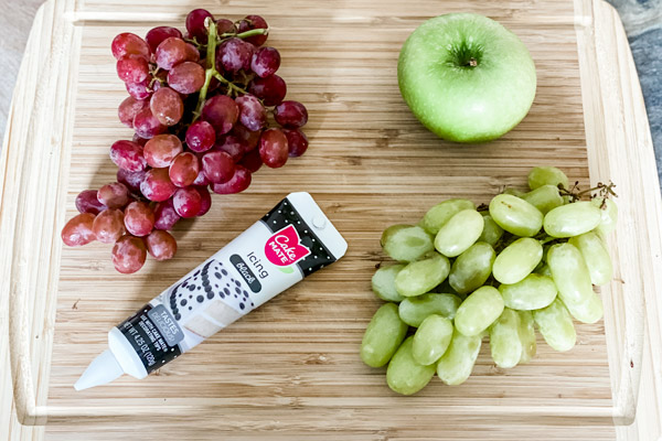Ingredients for tasty turtle snack