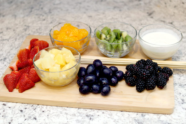 rainbow fruit skewer ingredients